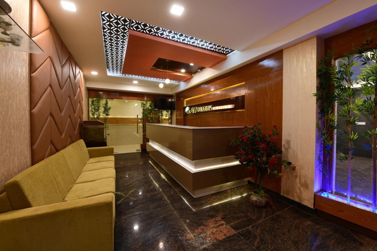Hotel Bv Colours By Rivido, Begur Main Road Бангалор Екстериор снимка