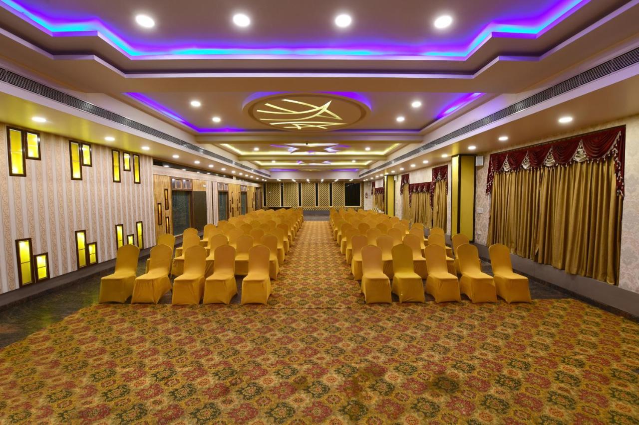 Hotel Bv Colours By Rivido, Begur Main Road Бангалор Екстериор снимка